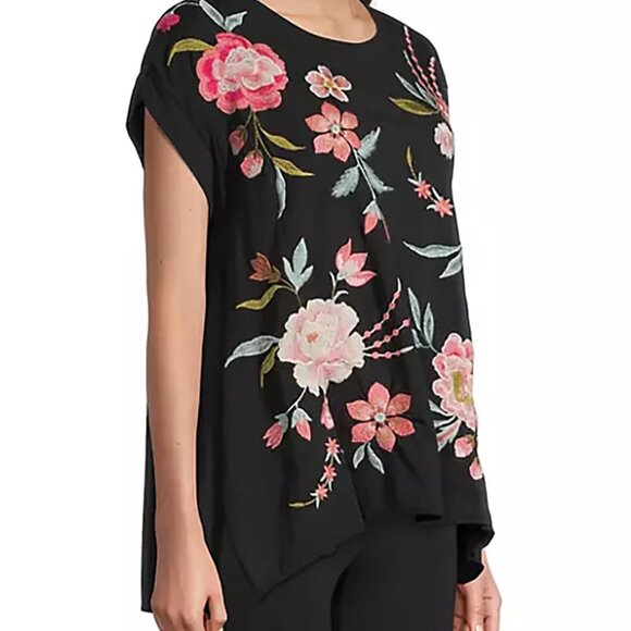 Johnny Was Joya Relaxed Drape Tee Flowers Black Shirt Floral Embroidery Top New - Picture 3 of 8